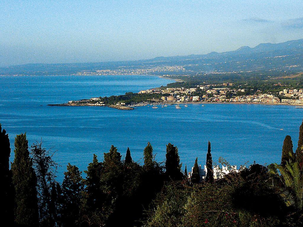 Sporting Baia Hotel Giardini-Naxos Exterior foto